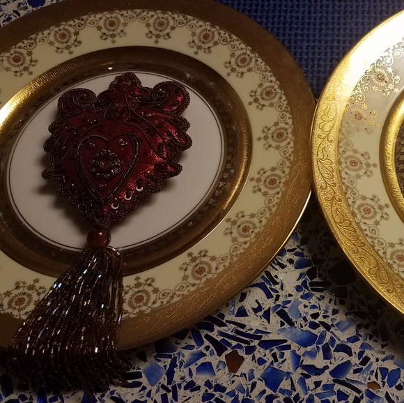 French dinner plates gold trim ornate holiday  set of 4 - Picture 5 of 6